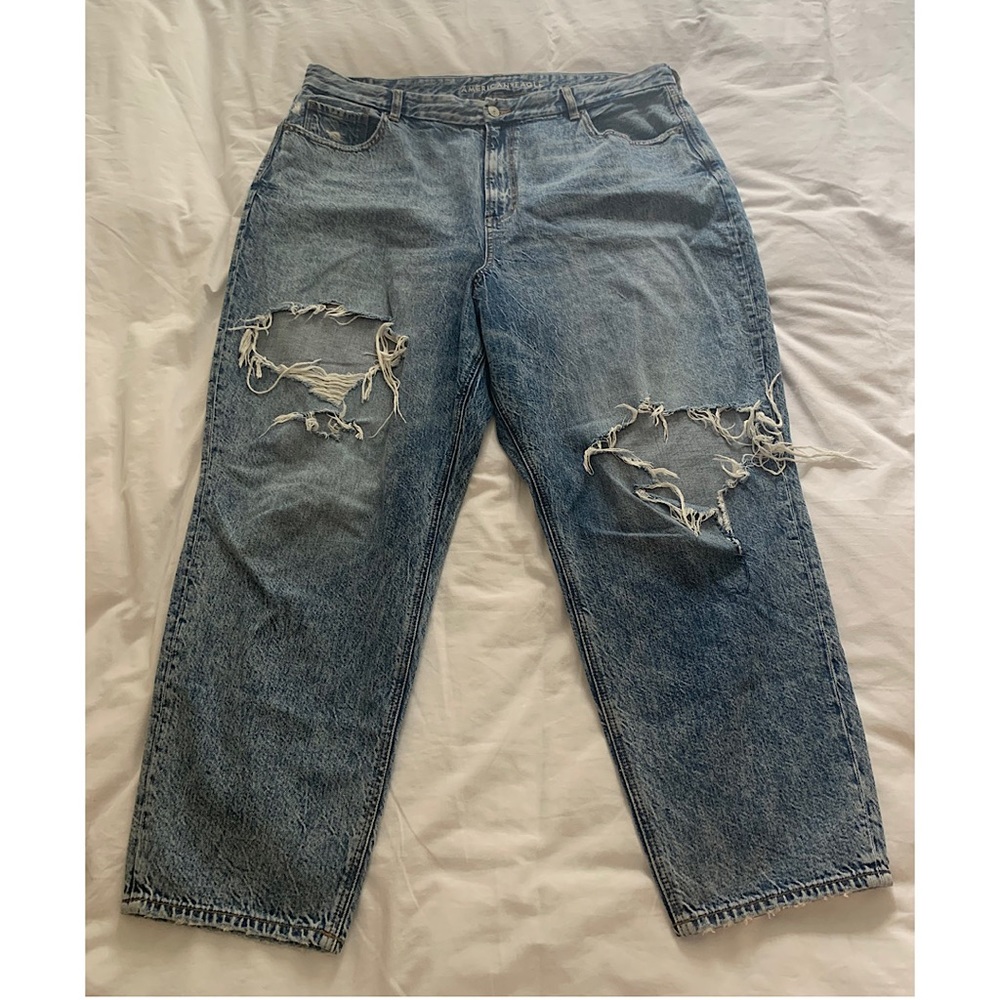 American Eagle Mom Jeans